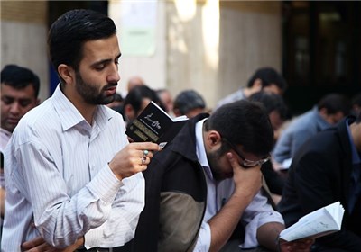 منشا خیر و برکت و کسب انرژی در سحرخیزی و شب زنده‌داری است
