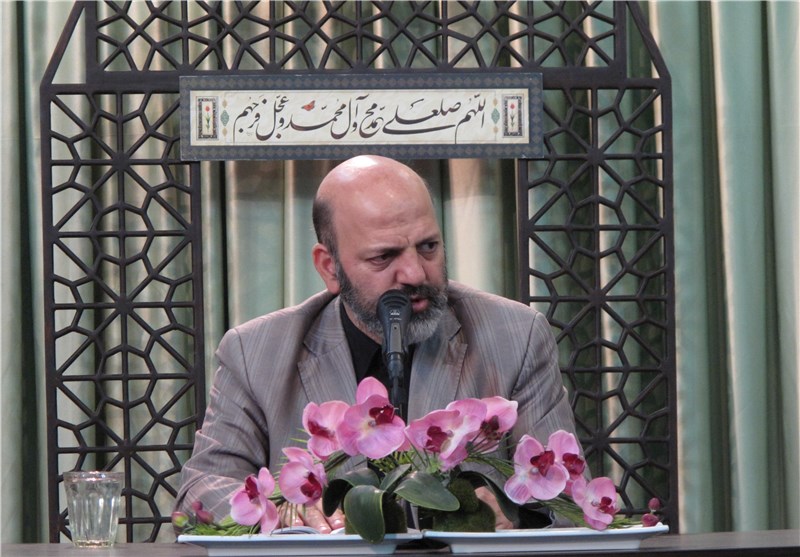 «انا کلب الحسین» گفتن با «أَنْ یُبَلِّغَنِی الْمَقَامَ الْمَحْمُود» سازگاری ندارد