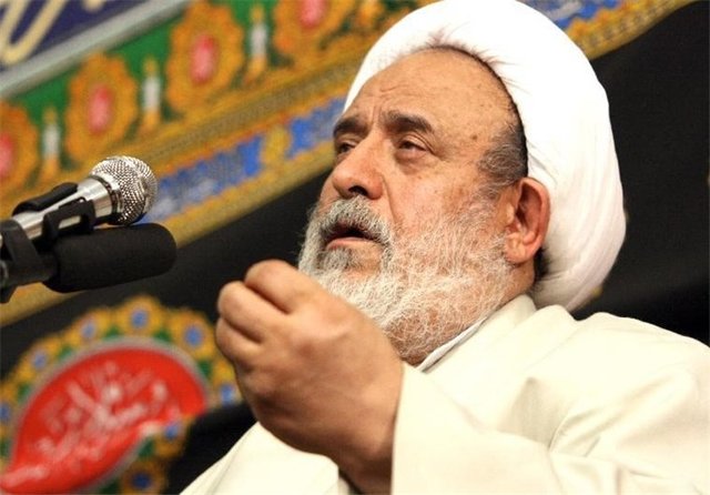 سعی کردهام در ترجمه اصول کافی ظرافتهای ترجمه را مد نظر قرار دهم