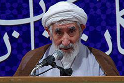 آشنایی و بهره برداری شایسته از دنیای مجازی برای محققین امری لازم است