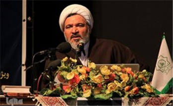 تغییر سیمای قم نگران کننده است ، متولیان فرهنگی هوشیار باشند